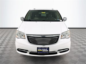 2014 Chrysler Town &amp; Country Touring-L